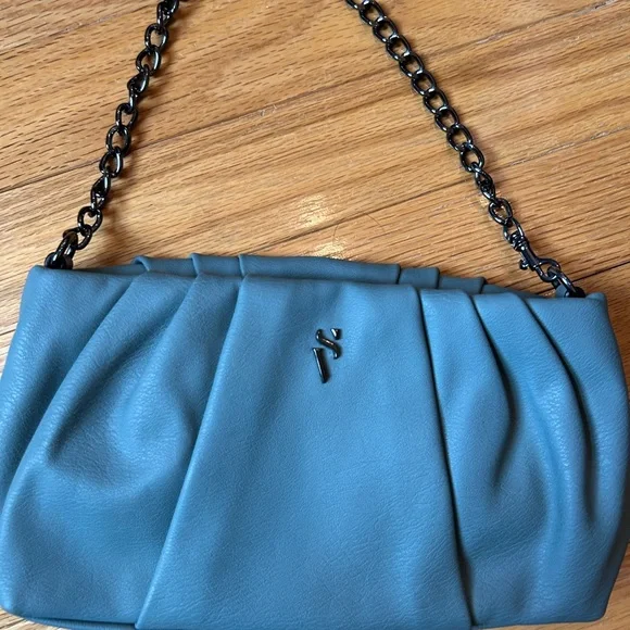 Vera Wang Blue Shoulder Bag NWT with Pleated Design STUNNING - Picture 10 of 16